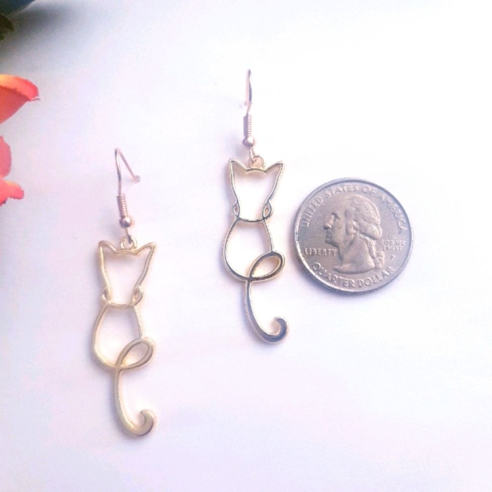 Kitty Cat Silhouette Gold-tone Dangling Earrings - Picture 4 of 6